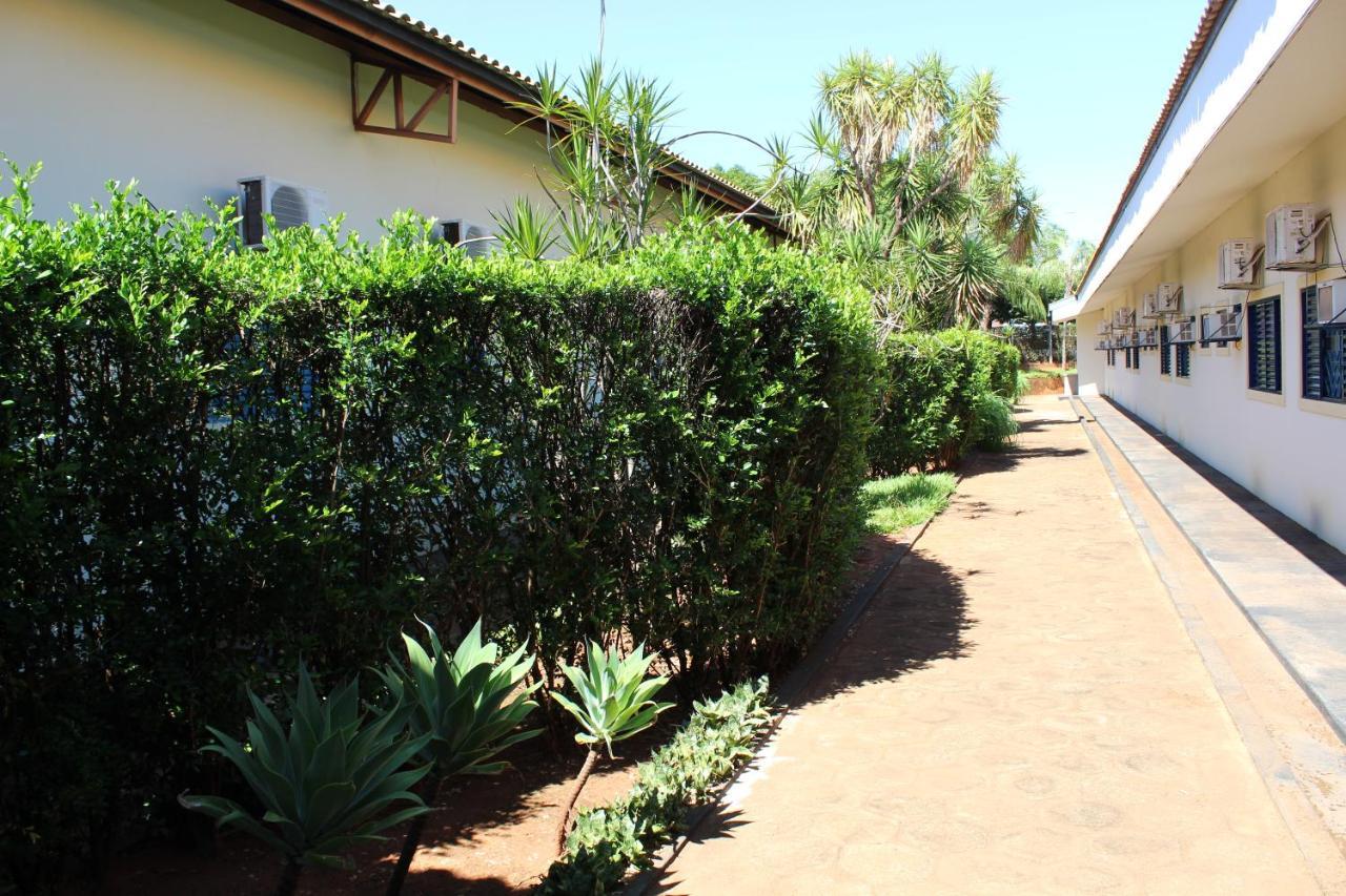 Grandes Lagos Park Hotel Jales Exterior foto