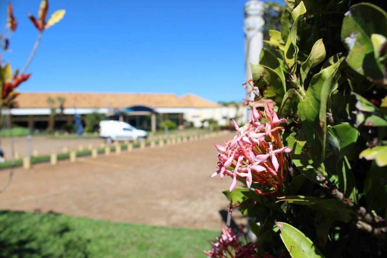 Grandes Lagos Park Hotel Jales Exterior foto